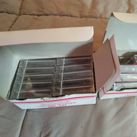 Vintage Realistic Brand / Radio Shack Micro Cassette Tapes MC-60 6&10 PC box